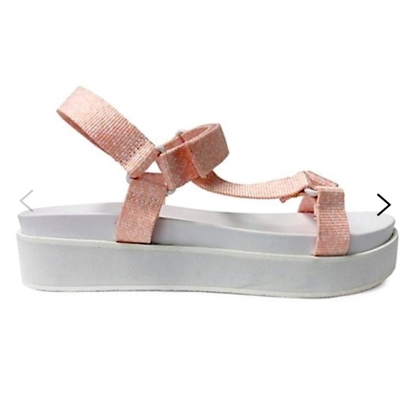 🌿 Pink Teva Like Sandals - Picture 1 of 6